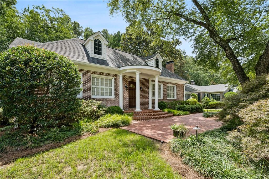 1925 Colland Drive NW