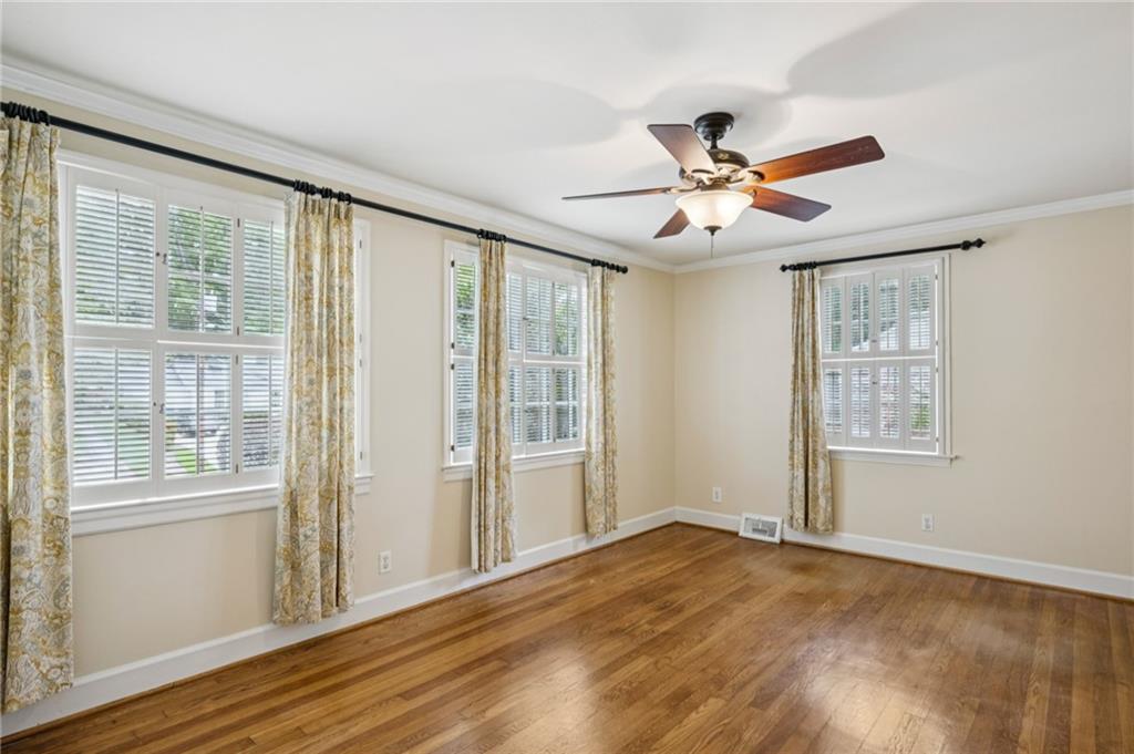 1925 Colland Drive NW