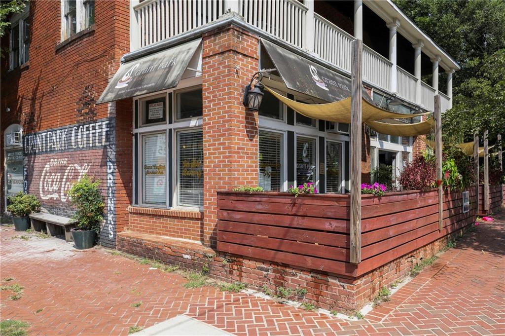 1132 Lonetia Street SE