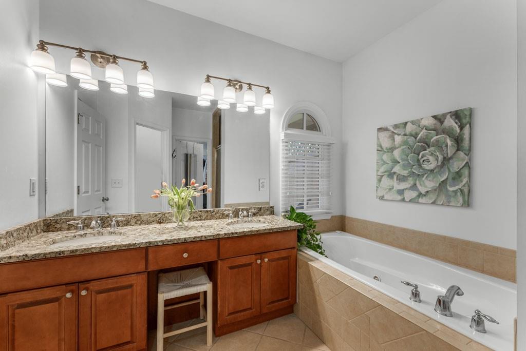 1227 Parkside Village Drive NW