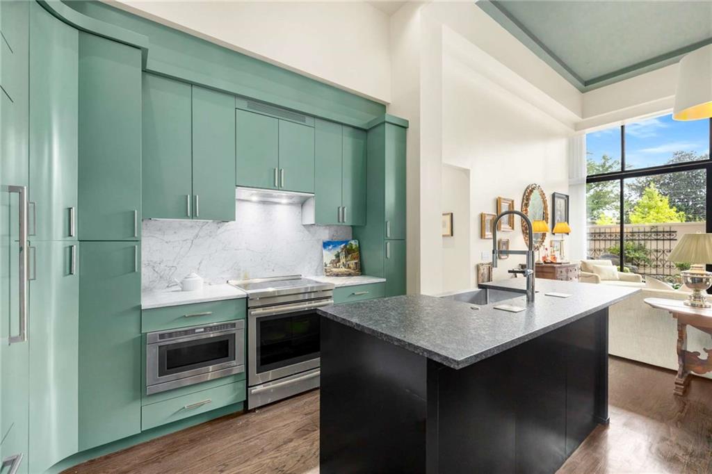 2660 Peachtree Road NW Unit 4G