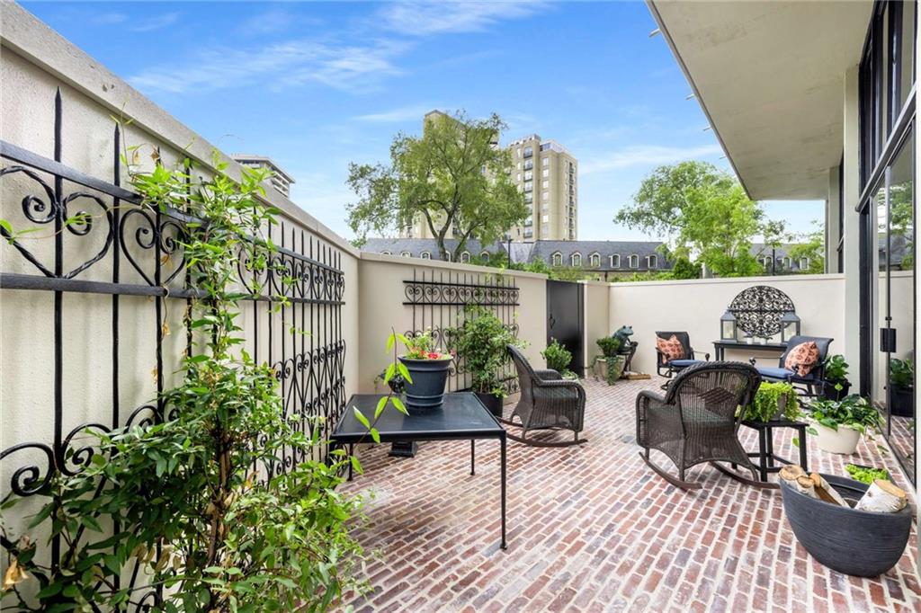 2660 Peachtree Road NW Unit 4G