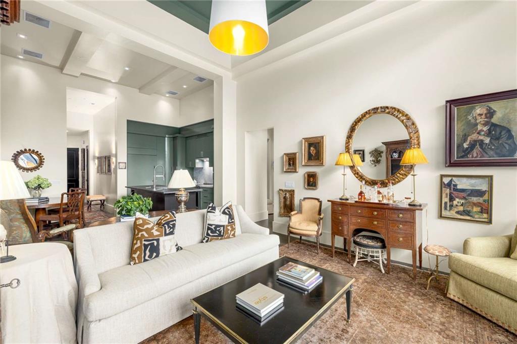 2660 Peachtree Road NW Unit 4G