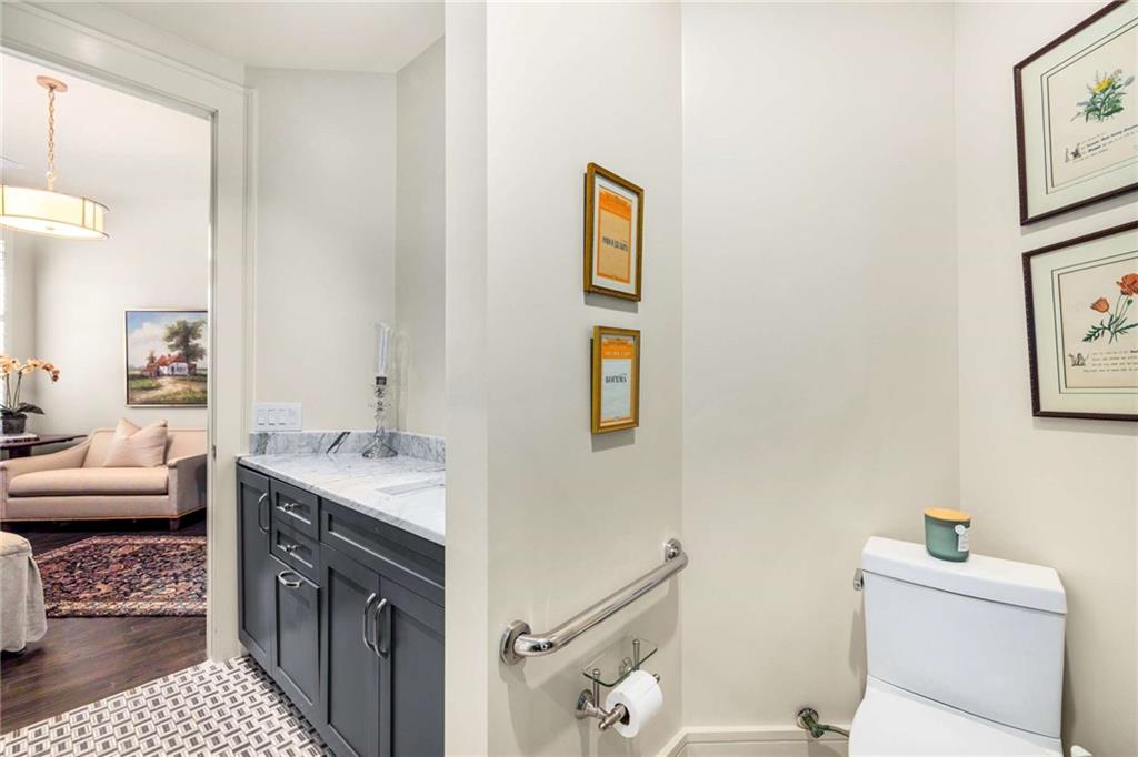 2660 Peachtree Road NW Unit 4G