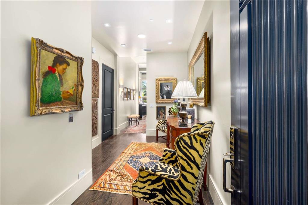 2660 Peachtree Road NW Unit 4G