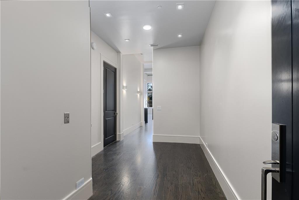 2660 Peachtree Road NW Unit 4G