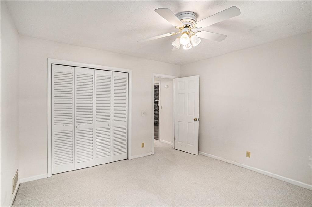 654 Clubhouse Drive SE