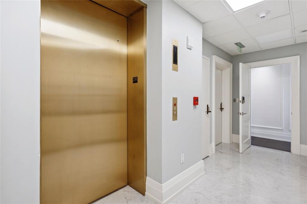 88 W PACES FERRY Road NW Unit 2140