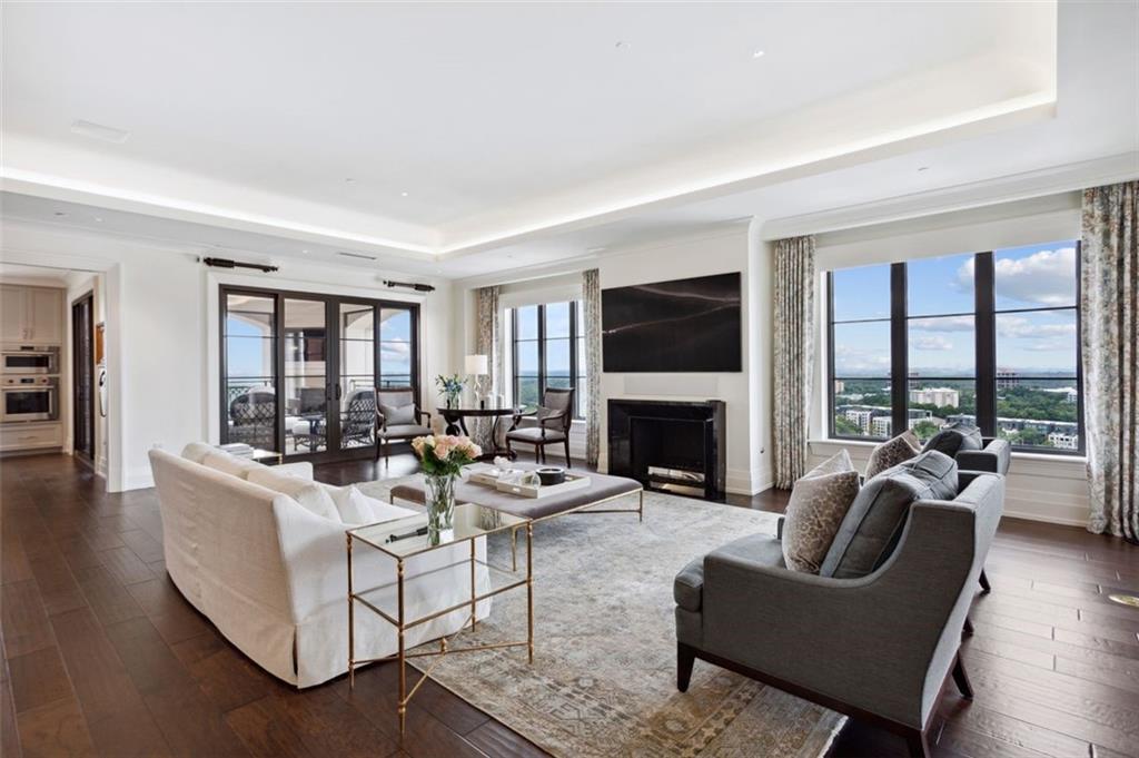 88 W PACES FERRY Road NW Unit 2140