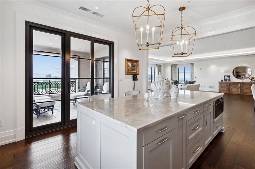 88 W PACES FERRY Road NW Unit 2140