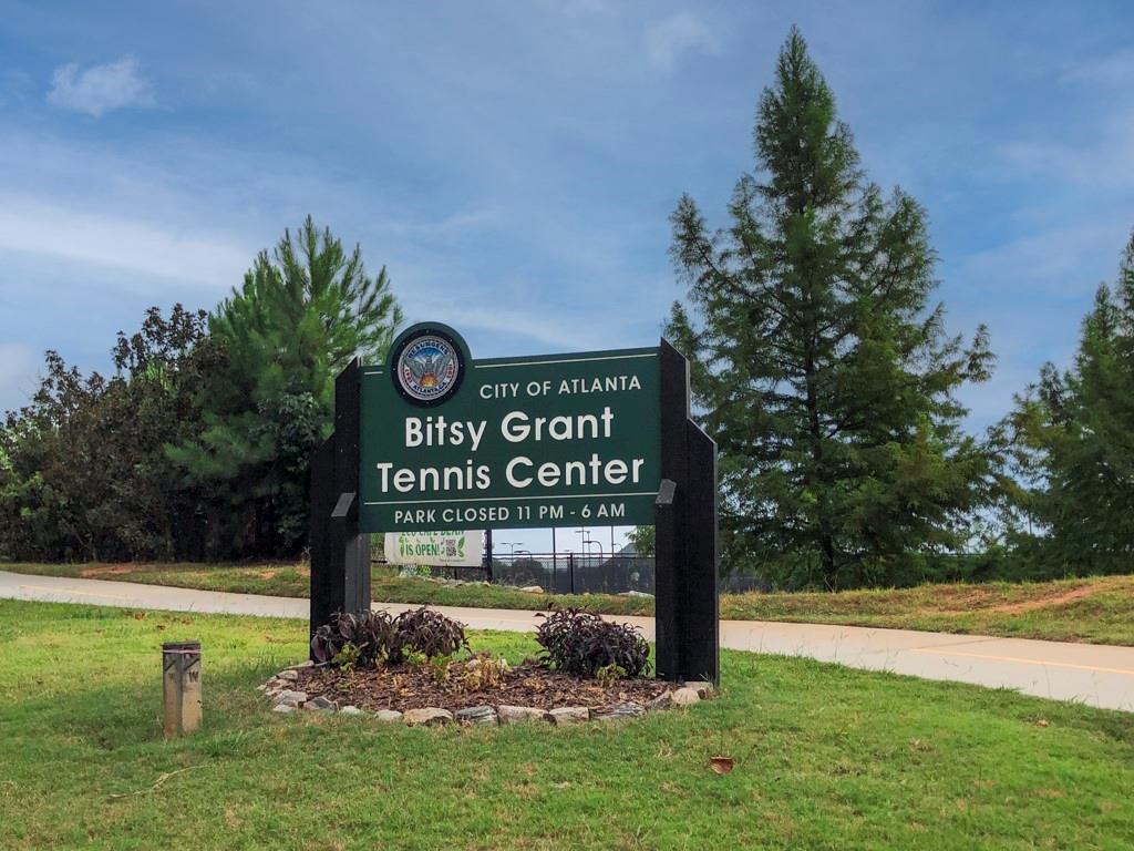 2059 Howell Mill Road NW