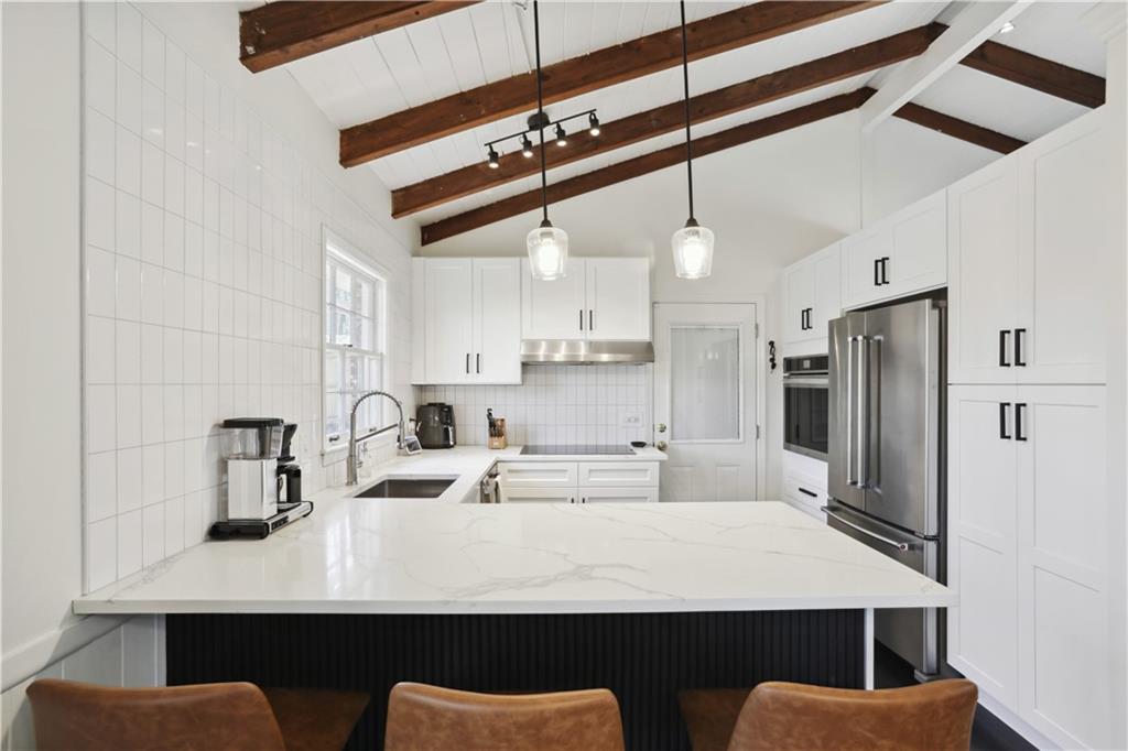 6555 Williamson Drive