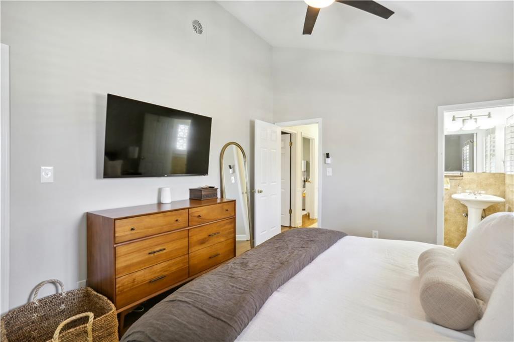 6555 Williamson Drive