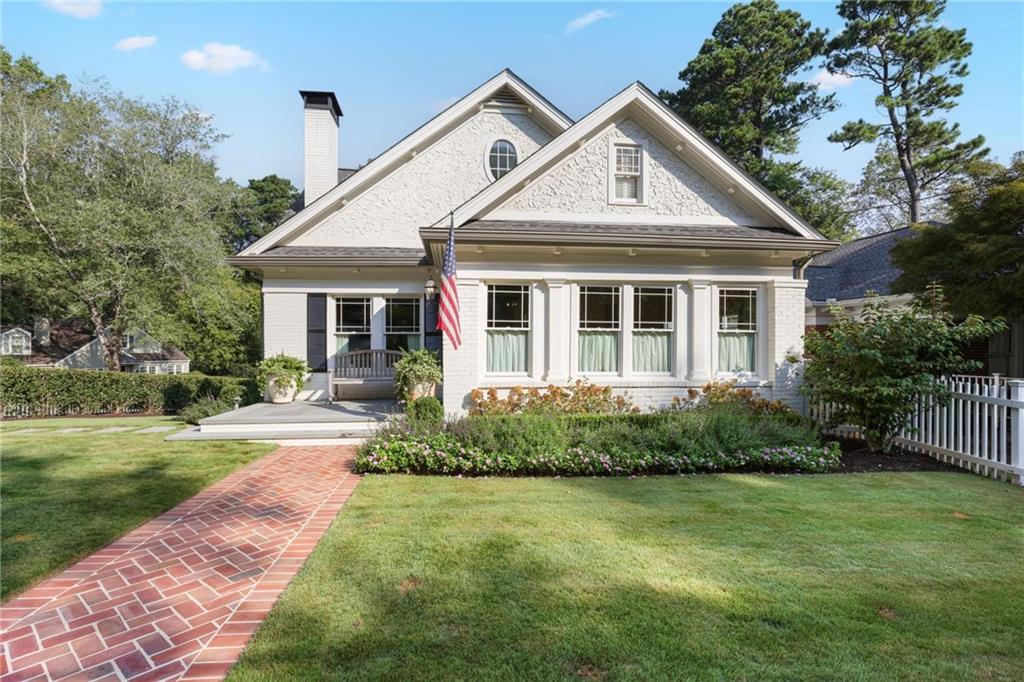 731 Gladstone Road NW