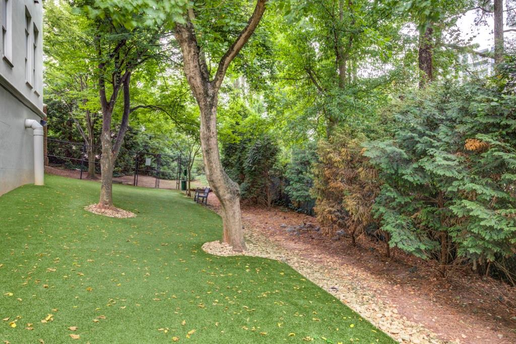 2500 Peachtree Road NW Unit 606N