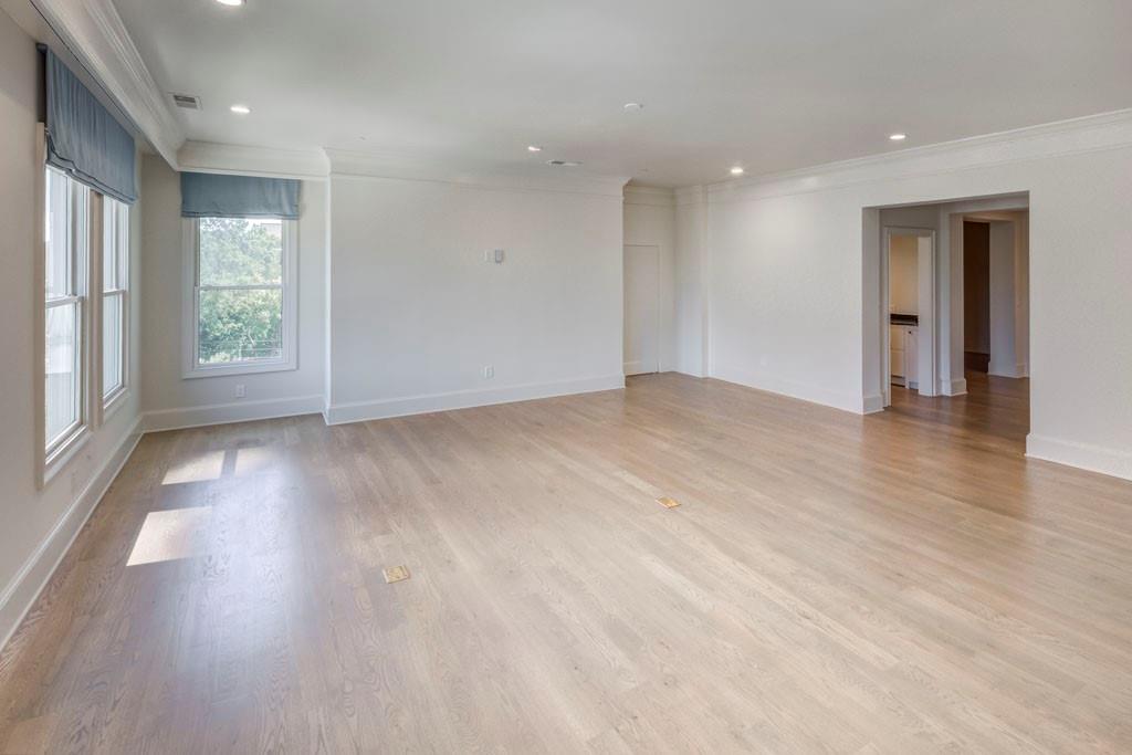 2500 Peachtree Road NW Unit 606N