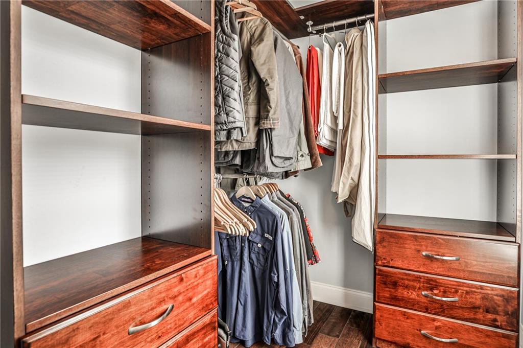 2226 Virginia Place NE