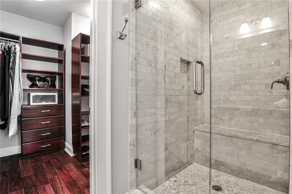 2226 Virginia Place NE