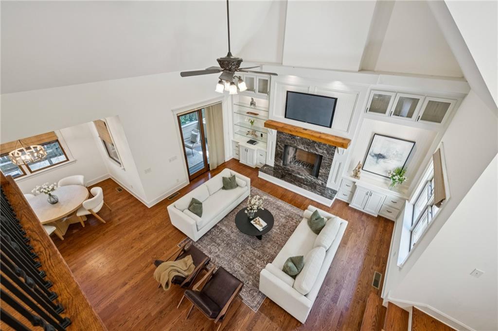 279 Lakeview Avenue NE