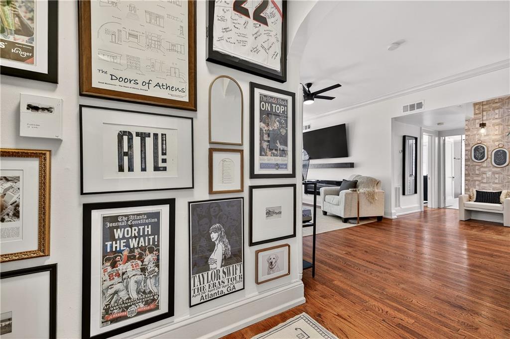 22 Collier Road NW Unit 8