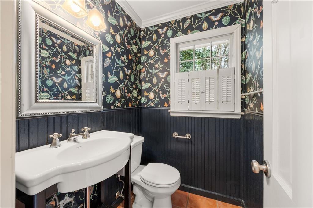 6550 Bridgewood Valley Road