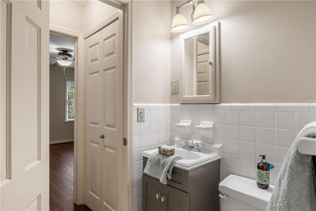 6550 Bridgewood Valley Road