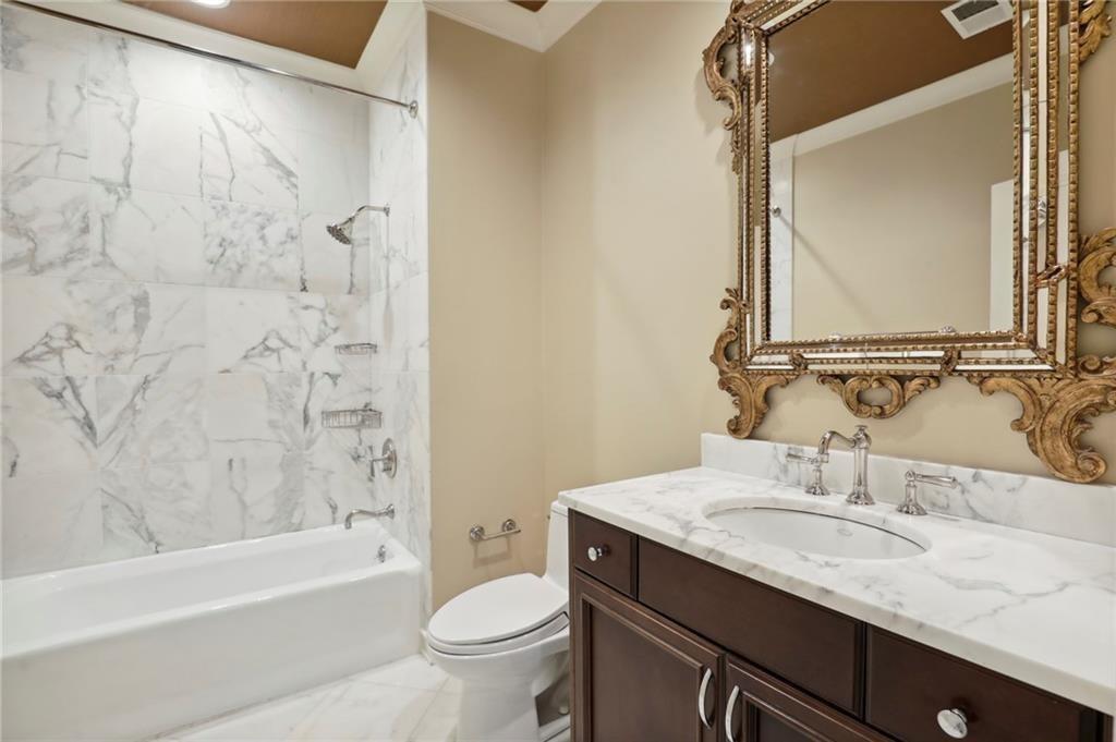 1965 W Wesley Road NW