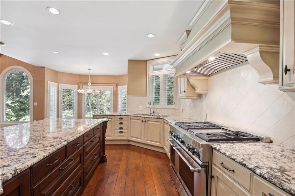 1965 W Wesley Road NW