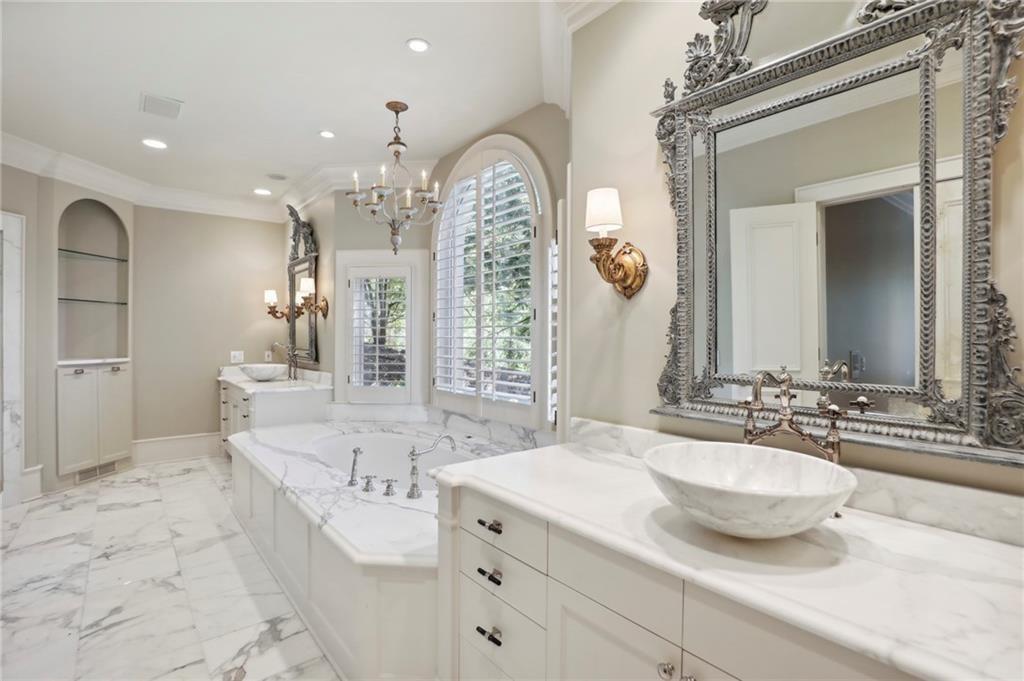 1965 W Wesley Road NW