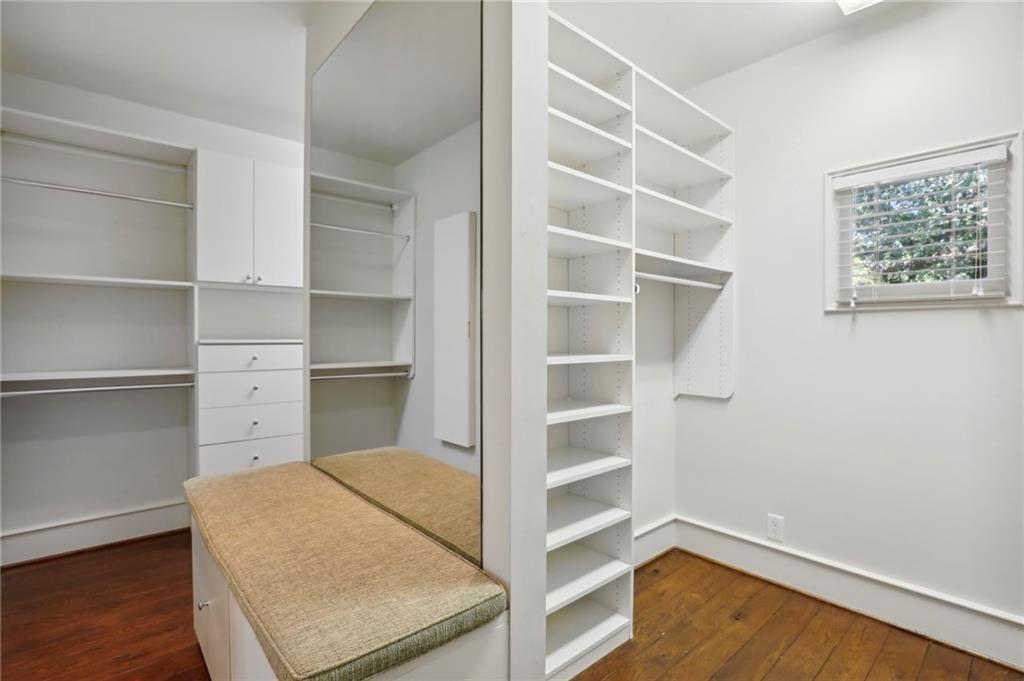 1965 W Wesley Road NW