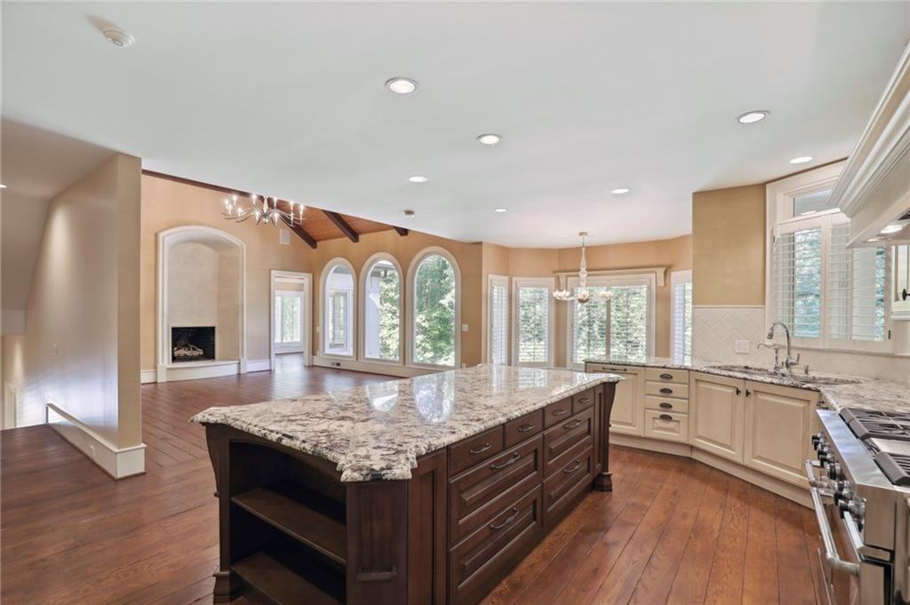 1965 W Wesley Road NW