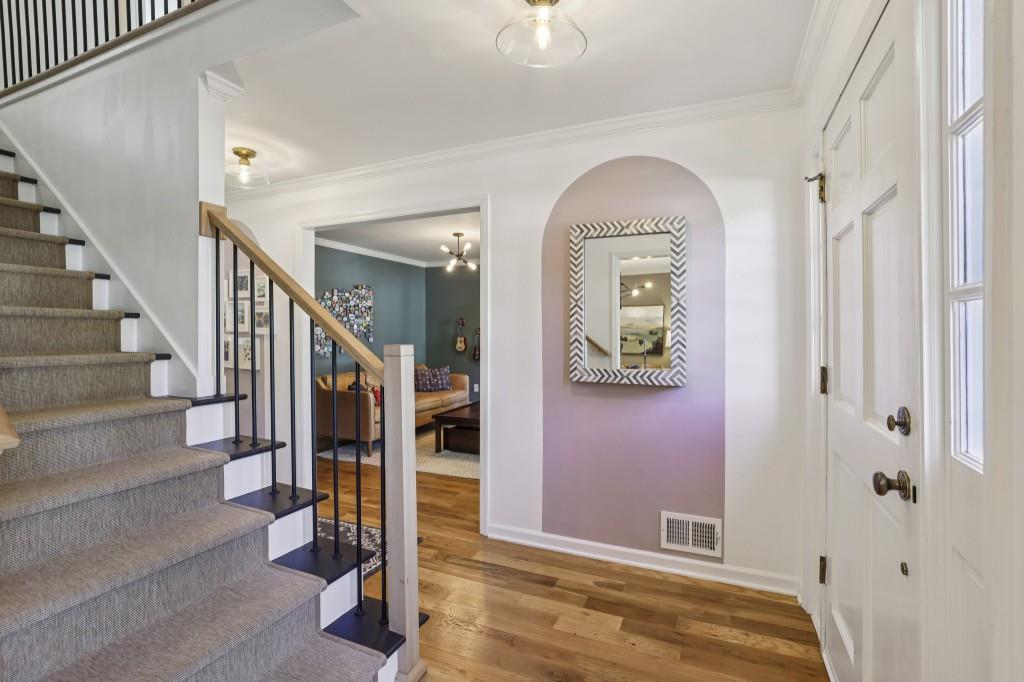 3020 Mountain Trace NE