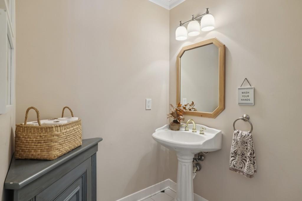 3020 Mountain Trace NE