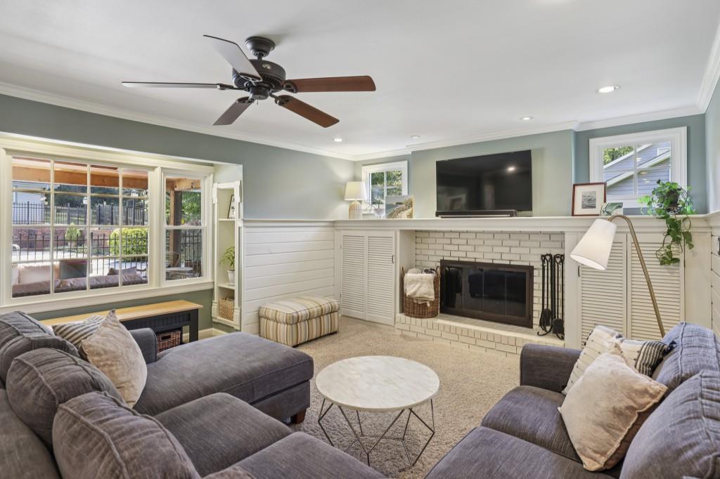 3020 Mountain Trace NE