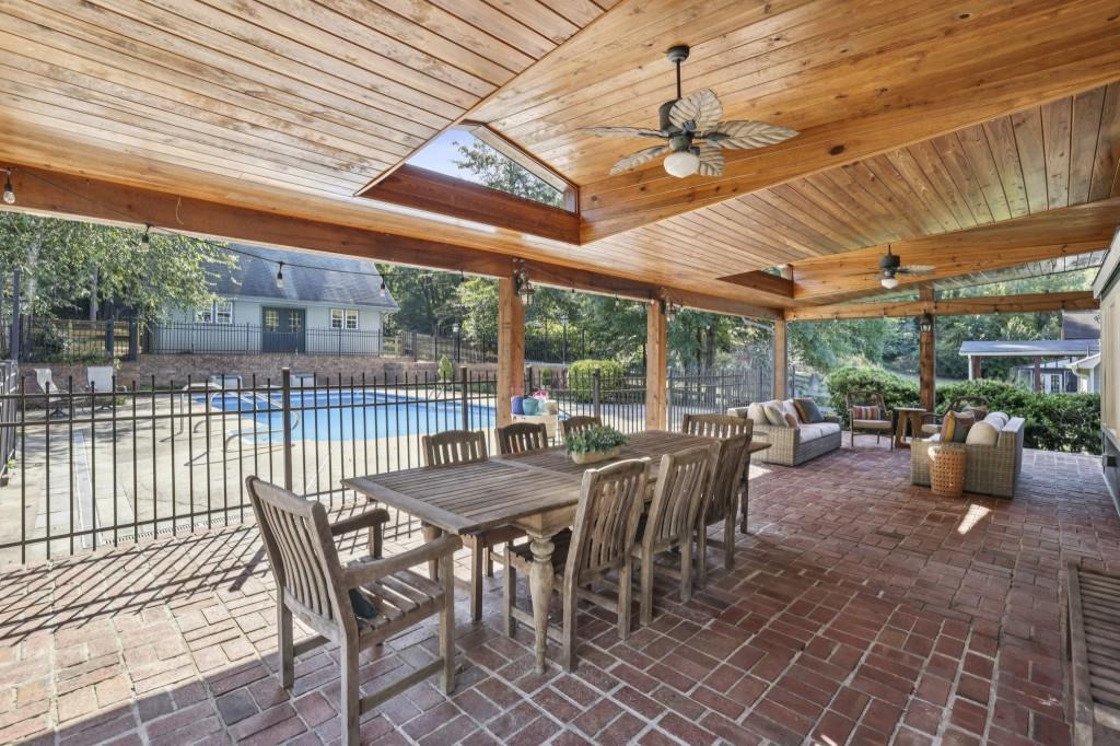 3020 Mountain Trace NE