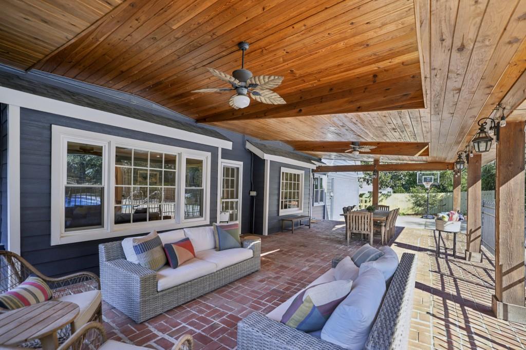 3020 Mountain Trace NE