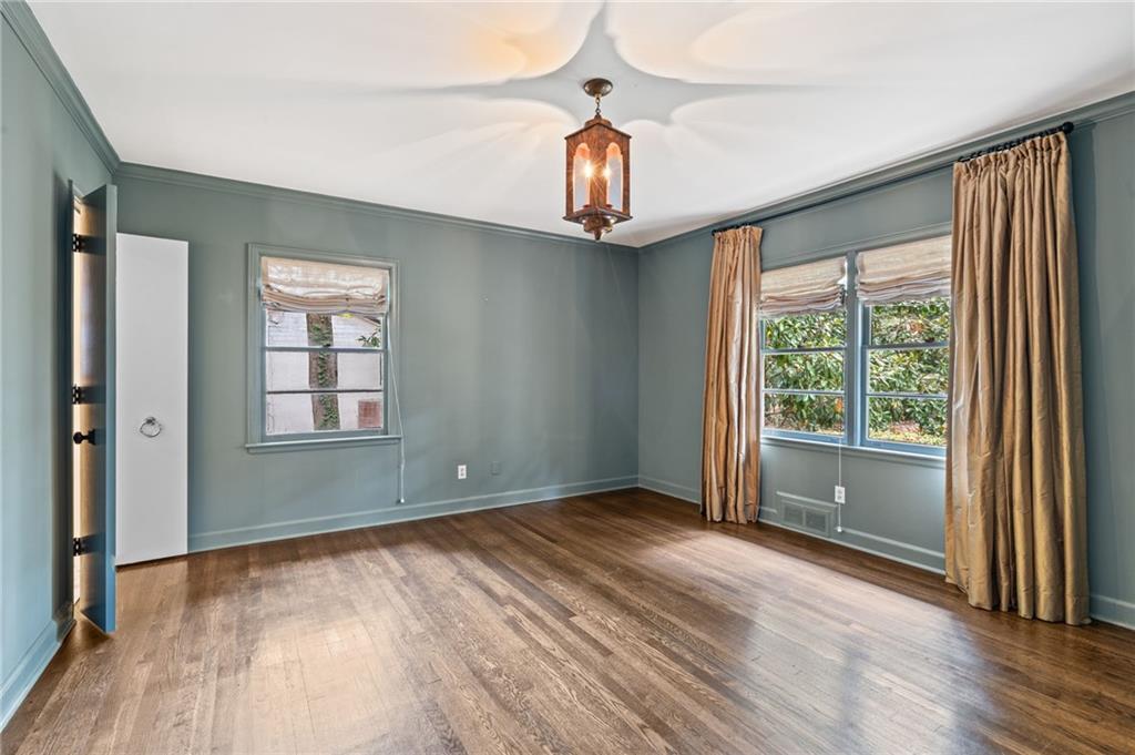 1271 Moores Mill Road NW