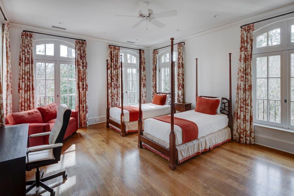 133 Blackland Road NW