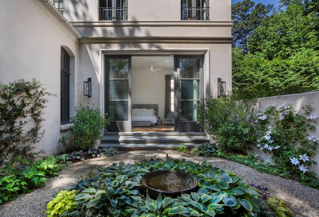 133 Blackland Road NW