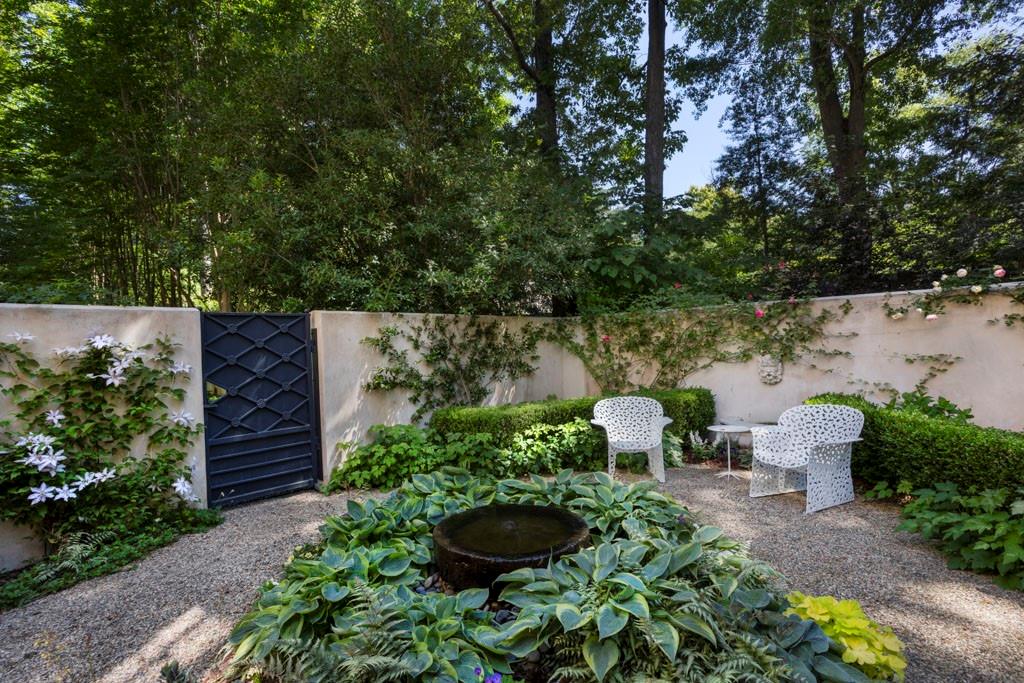 133 Blackland Road NW