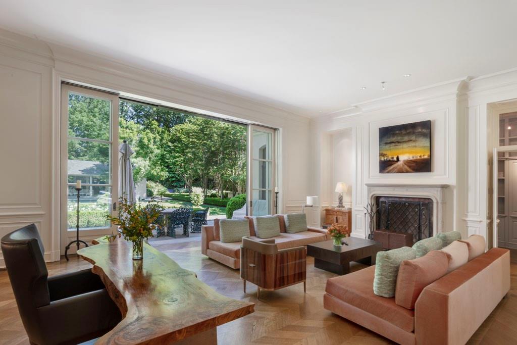 133 Blackland Road NW