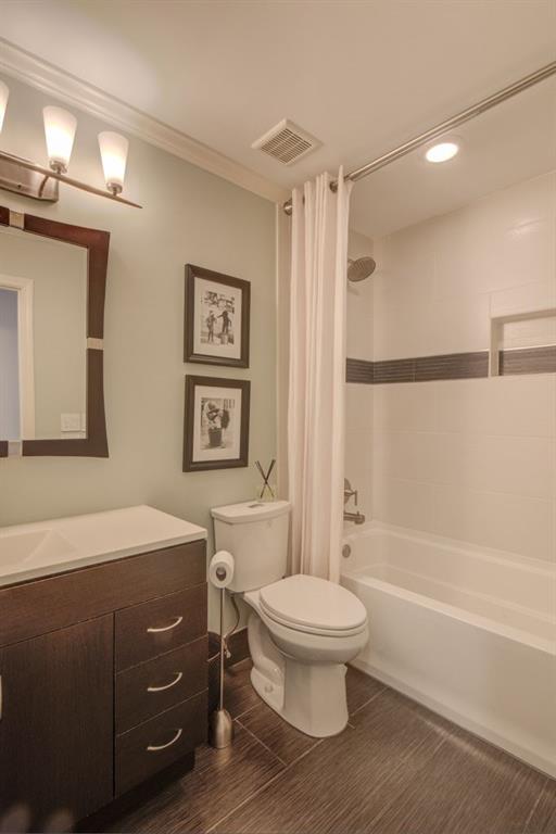 235 Saint Martins Drive SE