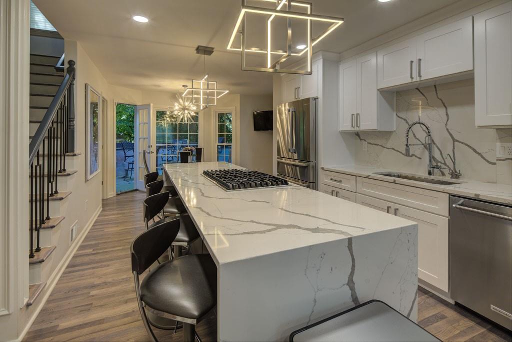 235 Saint Martins Drive SE