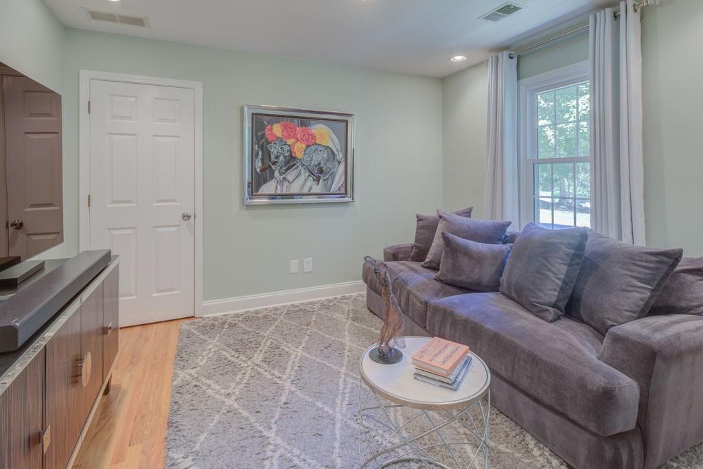 235 Saint Martins Drive SE