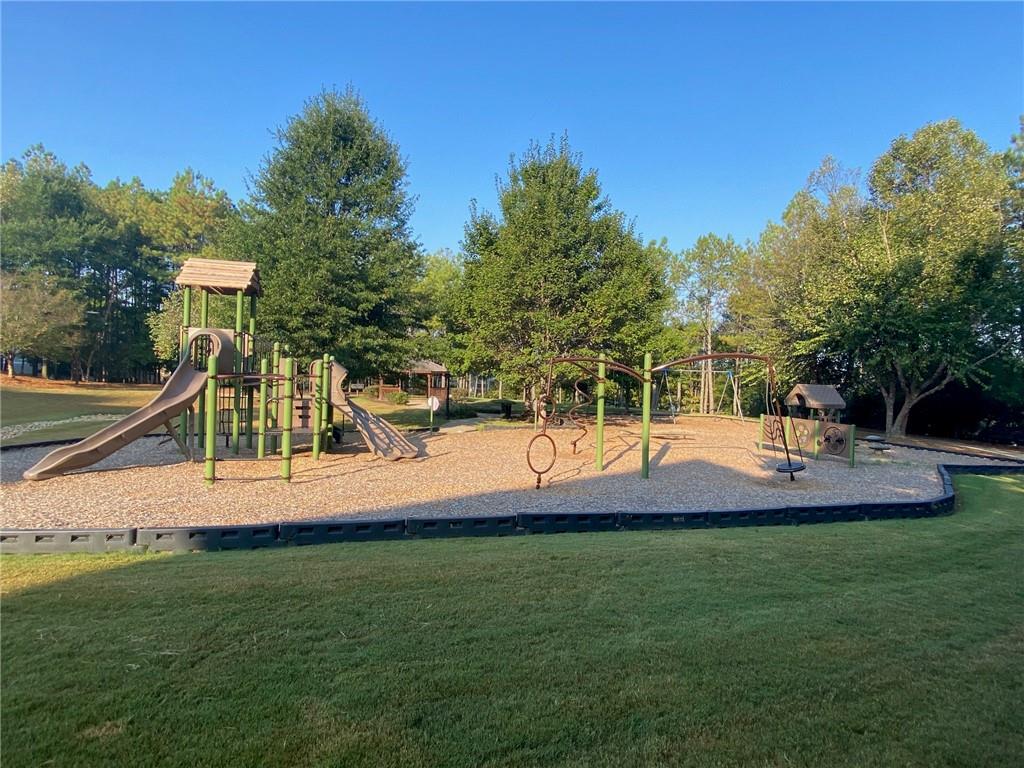 1621 Duncan Drive NW