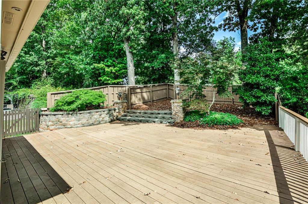 1621 Duncan Drive NW