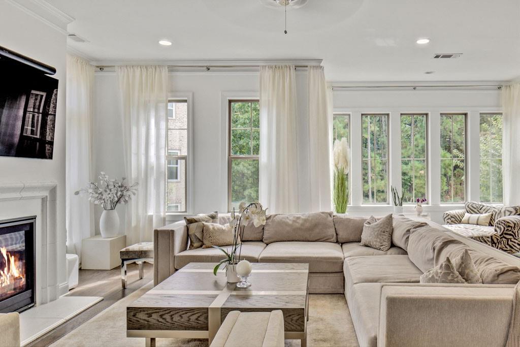 3733 Allegretto Circle