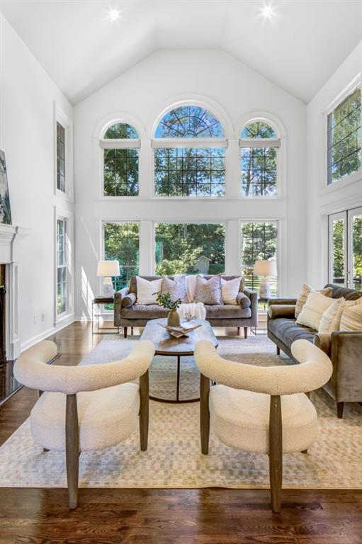 4174 Powers Ferry Road NW