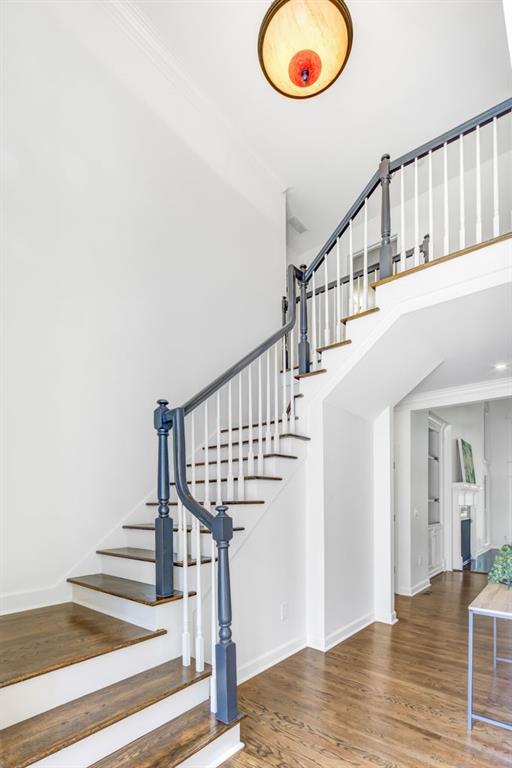 4174 Powers Ferry Road NW