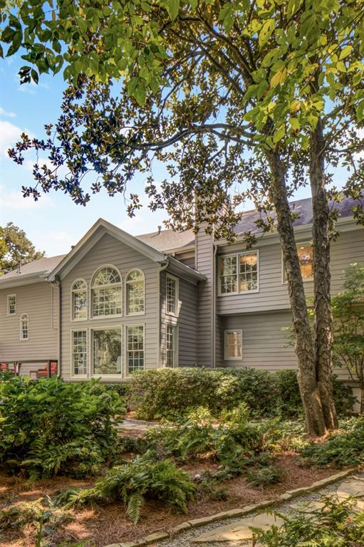 4174 Powers Ferry Road NW